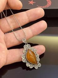 YAPRAK FORMUNDA OSMANLI DAMLA KEHRİBAR BAYAN KOLYE 925 AYAR TELKARİ GÜMÜŞ