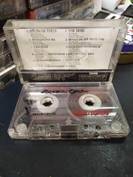 ZERRİN ÖZER - SEVİLDİĞİNİ BİL - KASET [SARI BANDROL - CAM BASKI]
