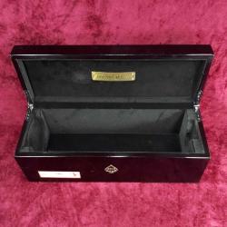 CHAMPAGNE ARMAND DE BRIGNAC BRUT GOLD SİYAH LAKE BOŞ AHŞAP KUTU