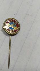 R37---THK TÜRK HAVA KURUMU İĞNELİ ROZETİ