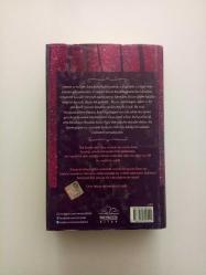 DELİ / BİR DELİ BU KADAR YAKIŞIKLI OLABİLİR MİYDİ? (2. EL)