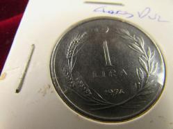 PARA TC 1974 YILI DÜZ BASIM 1 TL Sİ.YÜKSEK KONDİSYONDA ÖZEL ZARFINDA 594