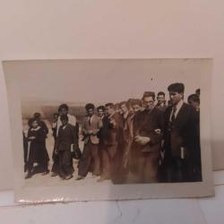 KRT97----KIRSAL ALANDA ÖĞRENCİLER HATIRA FOTOĞRAFI