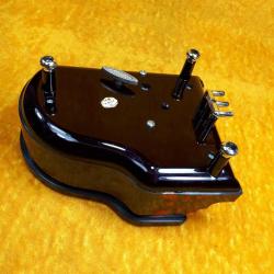 VINTAGE PIU MOSSO PIANISSIMO BORDO RENKLİ PİYANO FORMLU MÜZİKLİ TAKI KUTUSU