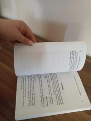 TAVUK SUYUNA ÇORBA - ANNELERİN YÜREĞİNİ ISITACAK ÖYKÜLER - # 1NEW YORK TIMES BESTSELLER   75 ÖYKÜ