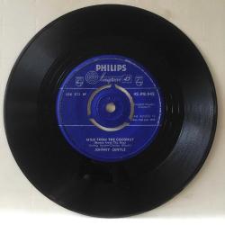 Johnny Gentle - Milk From The Coconut / I Like The Way / 45'lik
