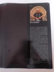 Arts In The Age Of Sinan Kitap Kapağı - Metin Sözen - Sami Güner