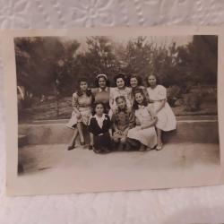 KRT99-- GENÇ HANIMLAR HATIRA FOTOĞRAFI