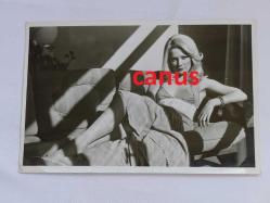 Sezer Güvenirgil - Yeşilçam Sinema Fotoğraf