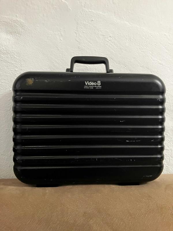 Sony Video 8 SYSTEM CASE LCH-F77 - Antika ve Koleksiyon - kitantik