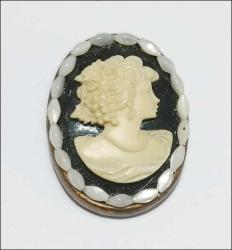 Retro Bakır ve Reçine Cameo Eşarp Tokası