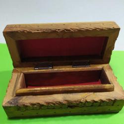 P12-------EL YAPIMI CEVİZ OYMA AHŞAP KUTU