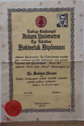1945 ANKARA TIP FAKÜLTESİ ORİJİNAL DOKTORLUK DİPLOMASI KOLEKSİYONLUK NADİDE ÜRÜN ÇOK NADİRDİR