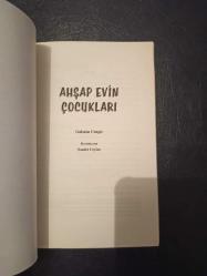 Ahşap Evin Çocukları - Gülsüm Cengiz - Morpa Kültür Yayınları - 2006 Yılı -  Türkçe Kitap