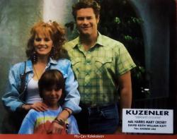 Efemera - Kuzenler Filmi Lobi Kartı Lobby Cards Distant Cousins Mal Harris Mary Crosby David Keith William Katt Andrew Line 27x21 cm - kitantik - kitaLog