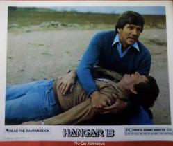 Hangar 18 Filmi Lobi Kartı No:1 Lobby Cards Read The Bantam Book Parental Guidance Suggested 25x20 cm