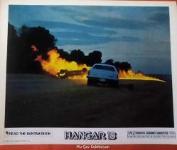 Hangar 18 Filmi Lobi Kartı No:4 Lobby Cards Read The Bantam Book Parental Guidance Suggested 25x20 cm