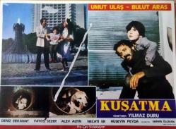 Kuşatma Filmi Lobi Kartı No:7 Lobby Cards Yılmaz Duru Umut Ulaş Bulut Aras Deniz Erkanat Fatoş Sezer Necati Er Alev Altın Hüseyin Peyda 34x24 cm