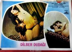 Dilber Dudağı Filmi Lobi Kartı No:2 Lobby Cards Arzu Aycan Hakan Özer Ergun Akerman Neşe Sümbül Erta Film 34x24 cm