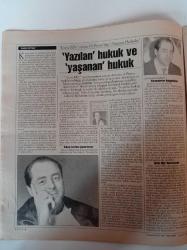 Cumhuriyet Kitap - 29 Haziran 1995 - 1500 Yıldır Tahtında Polisiyenin Vazgeçilmez Keyfi -Yves Bonnefoy- Ahmet Soysal - Turgay Kantürk -Edgar Allan Poe- Divan Şiiri Antolojisi - Küçük Ağacın Eğitimi - Tadı Damağımda