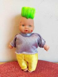 ZAPF PUNK ROCK VİNİL (ET) OYUNCAK BEBEK BİBLO 16 CM