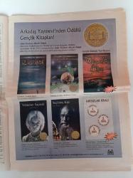 Cumhuriyet Kitap Gazetesi - 8 Ocak 2004 - Paul Verlaine - Şairler Prensi - Ahmet Cevizci- Felsefe Ansiklopedisi'nde Editör Olmak - Semih Poroy - Feklavye'de Dickens'ı Anıyor - Metin Fındıkçı - Mahmud Derviş - Fethi Naci Onat Kutlar'ı Anlatıyor