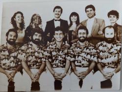 ESKİ DÖNEM BEDİA AKARTÜRK-AHMET ÖZHAN-NECO-UZAYLI ZEKİYE VE DİĞER SANATÇILARIN FOTOĞRAFI BB2RR ÇOK NADİRDİR