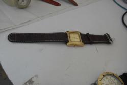 CROSS   MARKA KOL SAATİ DETAYLAR ACIKLAMADA  (( YUKARI RAF KUTU