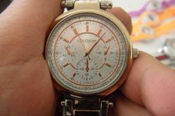 COUSEUM      MARKA KOL SAATİ DETAYLAR ACIKLAMADA (DEMİR RAF 3 kutu