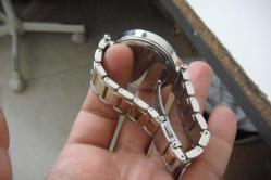 COUSEUM      MARKA KOL SAATİ DETAYLAR ACIKLAMADA (DEMİR RAF 3 kutu