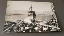 Fotokart-  Gölcük Tersanesi Askeri gemi inşaa teslim töreni foto Oskar Gölcük ,Ebat : 9 x13  cm.