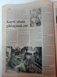 Cumhuriyet Dergi Gazetesi - 12 Kasım 1995 - Sayı 503 - Nicole Kidman Fotoğrafı - Tom Cruise - Kurt Cobain- Otuz Kupona Piyano - Jamanak- İrlanda'da Şair Olmak - Seamus Heaney