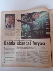 Cumhuriyet Dergi Gazetesi - 12 Mart 1989 - Sayı 159 - Batıda Skandal Diz Boyu - Müzik -Elvis Presley - İstanbul Şehir Tiyatroları - Filiz Akın - Kadir İnanır - Türkan Şoray - Charles Bronson- Unutulmaz Şarkıcı Dalida