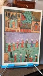 Kartpostal - Nakkaş Osman Surname i Hümayun   Yılanlı sutun çevresinde okçuların gösterisi minyatürü   , Ebat :15x23 cm