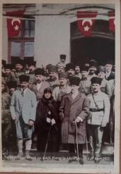 Kartpostal Türkiye Gazi Mustafa Kemal Atatürk  eşi latife hanım la adana da 17*12cm