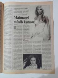 Cumhuriyet Dergi Gazetesi - 19 Mayıs 2002 - Sayı 843 -Feminist Enternasyonal Ve Yabancı - İsveç Sol Partisi - Sermin Özürküt - İdam Mahkumları - Amerikalı Fotoğrafçı Ken Light- Gençlik Jürisi