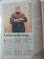 Cumhuriyet Dergi Gazetesi - 3 Şubat 2002 - Sayı 828 - Yine Halkı İncittiler- Enis Batur - Metin Üstündağ - Pazar Sevişgenleri - Leman 10 Yaşında - Hayatı Ertelememek İçin - Mazlum Çimen - Kendini Seviyor Musun -- Sel Yayıncılık