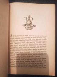 Pertev Beyin İki Kızı - Münevver Ayaşlı -  Türkçe Kitap - Sebil Yayınevi -