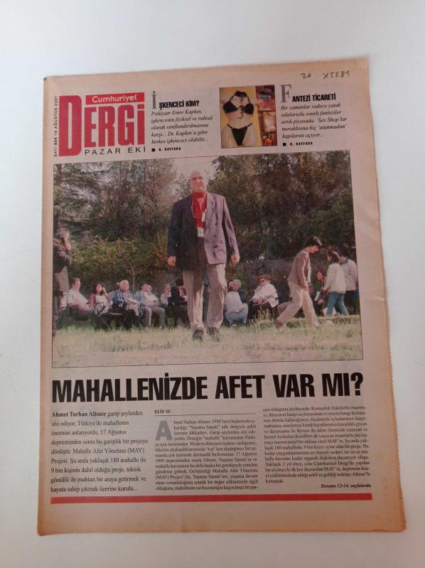 Cumhuriyet Dergi Gazetesi 19 Ağustos 2001 Sayı 804  