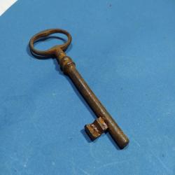 AN4------ANTİKA DEMİR KAPI ANAHTARI