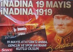Mustafa Kemal Atatürk ün gençliğe hitabesi ey Türk gençliği ve 19 mayıs 1919 Atatürk ü anma gençlik ve spor bayramı posteri kuşe baskı 32*46cm