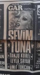 Gazino Reklamları Gazetesi 1 Haziran 1975 Sevim Tuna,Sadri Alışık, Ersen Dadaşlar,Miskova Devlet Buz Revüsü ,Tanju Okan,Gönül Yaxar,Nigar Ulueter,Efgan Efekan,Pakize Suda,Ömür Göksel,Uğur Böcekleri,Sevda Karaca,Serpil Nur,Kamuran Akkor,Güzide Kasacı,Hayko,Tanju Okan,Vedat Çetinkaya,Uğur Böcekleri,Peri Han,Gül Tener,Sevim Tuna,Leyla Sayar,Tanju Okan, İlham Gencer,