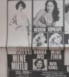 Gazino Reklamları Gaxetesi 28 Eylül 1979 Yenikapı Gar Gazinosu Bülent Ersoy,Şermin Can,Vahdet Vural,Mine Mutlu ,Nesrin Topkapaı,Harika Avcı,Mine Zefen,Erşan Erduran,Pakize Suda,Uğur Böcekleri,Hayko,Özdemir Erdoğan,Tülay Özer,Vedat Çetinjaya,Çetin Alp,Frahnaz,Aysel Cengiz,Selda Aşkım,Aynur Akarsu,Ayla Bora Orhan Balmumcu
