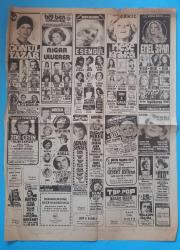 Gazino Reklamları Gazetesi 23Ekim 1976 Gönül Yazar Nigar Uluerer Esengül,Neşe Karaböcek,Emel Sayın,Bedia Akaryakıt,Nilgün Atılgan,Serpil Barlas,Esmeray,Edip Akbayram,Safiye Filiz,Pakize Suda,Berrin Özer,Selma Ergül,Nilgün Peker,Vedat Çetinjaya,Nazan Şoray,Sevda Aloay,Selim Özer,Huri Sapan,Efkan Efekan,Nihal Can,Gönül Tansel,Rezzan Yücel,Nazan Ece,Hayko,Berkant,Tülay Karaca,Zeki Çetin,Huri Sapan,Nihal Arda,Huysuz Virjin,Ancelo,Müjdat Gezen,Meral Aydan,Sezer Güvenirsin,Ateş Böcekleri ,Nesrin Topkapı,Seyyar Taner,Nurhan Damcıoğlu,Adnan Şenses,Öztürk Serengil,Sevda Karaca,Hülya Süer,