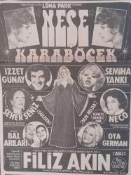 Gazino Reklamları Gazetesi 27 Kasım 1975 Muazzez Abacı,Neşe Karaböcek,Behiye Aksoy,Nesrin Sipahi,Mediha Şen,Selma Güneri,Müşerref Tezcan,Neşe Karaböcek,Neco,Filiz Akın,İzzet Günay,Semiha Yankı,Kutlu Payaslı,Sevda Ferdağ,Nazan Şoray,Feri Cansel,Erol Büyükburç  ,Oya German,Nükhet Duru,Erol Evgin,Gamze Öz,Sevim Çağlayan,İlham Gencer,Belkıs Özener,Serpil Nur,Uğur Böcekleri,Gönül Tansel,Ahmet Özhan,Göksel Arsoy,Rezzan Yücel,Sezer Güvenirsin,Yıldırım Gürses,Biricik,Gökben,Beyaz Jelebekler,Hayko,Berrin Özer,Oya German ,İnci Sanlı