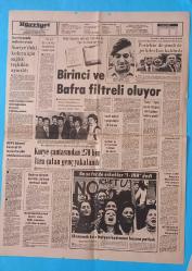 Gazino Reklamları Gazetesi 27 Kasım 1975 Muazzez Abacı,Neşe Karaböcek,Behiye Aksoy,Nesrin Sipahi,Mediha Şen,Selma Güneri,Müşerref Tezcan,Neşe Karaböcek,Neco,Filiz Akın,İzzet Günay,Semiha Yankı,Kutlu Payaslı,Sevda Ferdağ,Nazan Şoray,Feri Cansel,Erol Büyükburç  ,Oya German,Nükhet Duru,Erol Evgin,Gamze Öz,Sevim Çağlayan,İlham Gencer,Belkıs Özener,Serpil Nur,Uğur Böcekleri,Gönül Tansel,Ahmet Özhan,Göksel Arsoy,Rezzan Yücel,Sezer Güvenirsin,Yıldırım Gürses,Biricik,Gökben,Beyaz Jelebekler,Hayko,Berrin Özer,Oya German ,İnci Sanlı