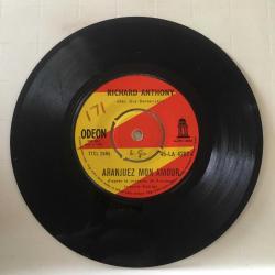 Richard Anthony / Aranjuez, Mon Amour - Plante Un Arbre - Les Mains Dans Les Poches / Turkey 1967 / 45'lik EP / *pop*
