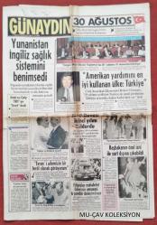Günaydın Gazete 30 Ağustos 1983 Yunanistan İngiliz Sağlık Sistemini Benimsedi,Robert Hormants,Ziya Ül-Hak,Kenan Evren,Christina Onassis,Alparslan Türkeş,Aleksandra Petroviç,Emel Sayın,Ajda Pekkan,Hülya Koçyiğit