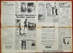 Hürriyet Gazete 9 Aralık 1982 Gazino Reklamları,Müslüm Gürses,Hülya Koçyiğit,Mehmet Emin Karamehmet,Morgan Fairchild,Yılmaz Tokatlı,Ayhan-Ali Taşkın,Bülent Ecevit,Kenan Evren,Bizimkiler Karikatürü,Kodak-Skoda Reklamı