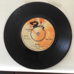 Dalida - Mama / Mon Coeur Est Fou / 45'lik